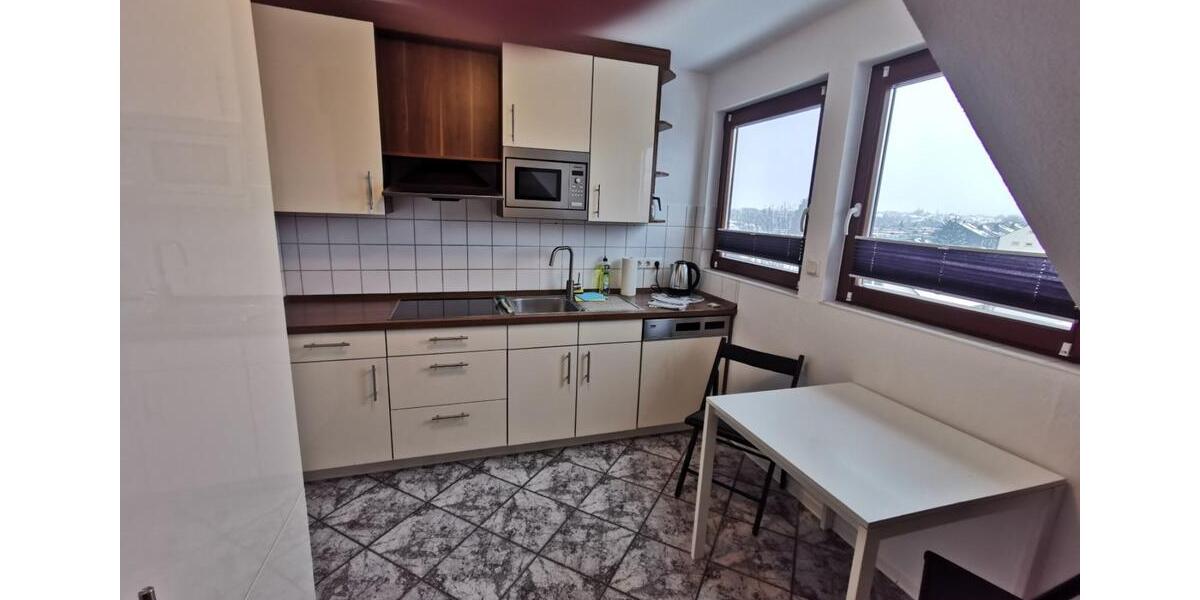 Dachgeschoßwohnung Wiesbaden Bierstadt - 3 Zimmer, 80 m&sup2;, 1.400&euro; | Angebot:24784334