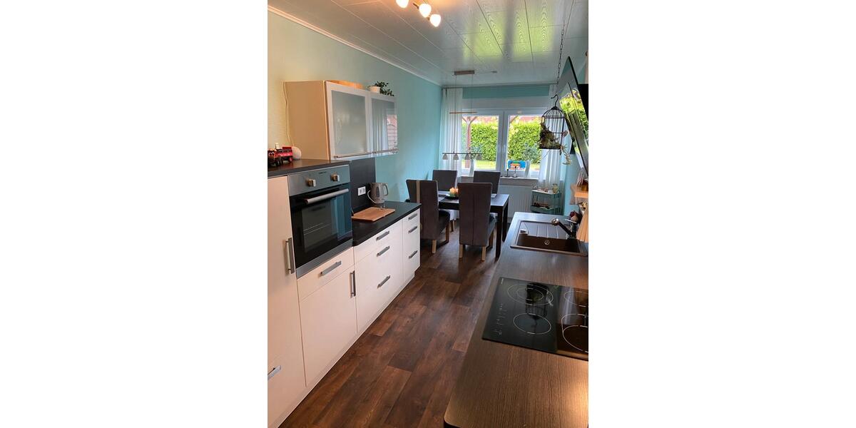 Reihenhaus Emden Tholenswehr - 5 Zimmer, 90 m&sup2;, 100&euro; | Angebot:24401832