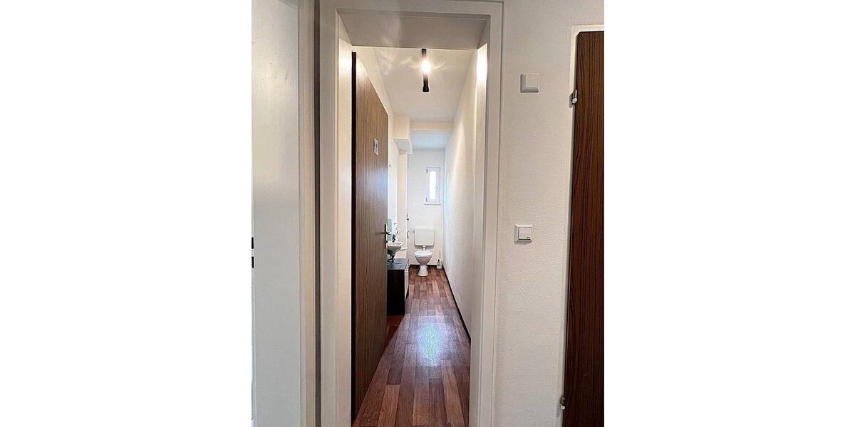 Etagenwohnung Pfullingen - 3 Zimmer, 70 m&sup2;, 920&euro; | Angebot:26589589