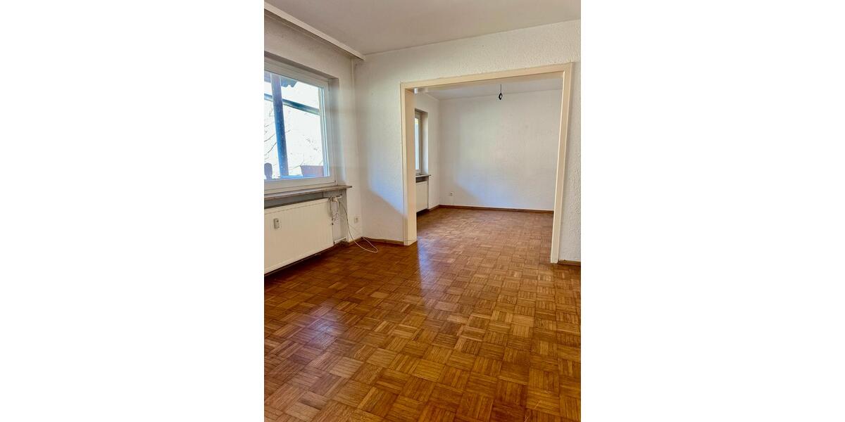 Etagenwohnung Bad Dürkheim - 3 Zimmer, 75 m&sup2;, 800&euro; | Angebot:25405587