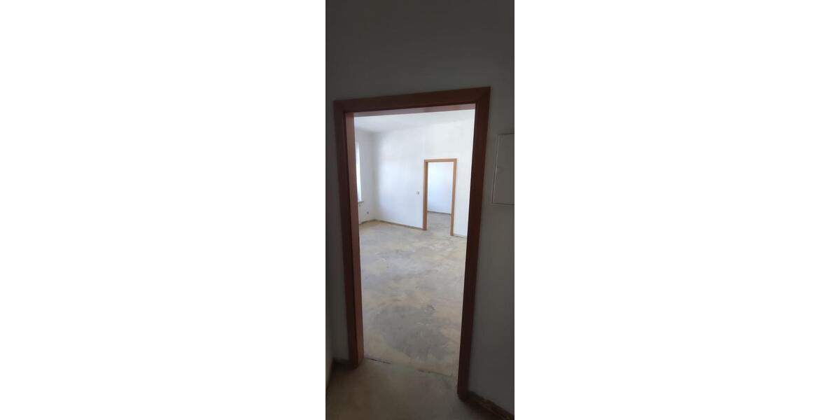 Etagenwohnung Frankenberg (Sachsen) - 2 Zimmer, 28 m&sup2;, 300&euro; | Angebot:25236186