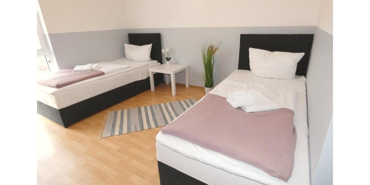 Wohnen auf Zeit Wackersdorf - 3 Zimmer, 69 m&sup2;, 68&euro; | Angebot:9920053
