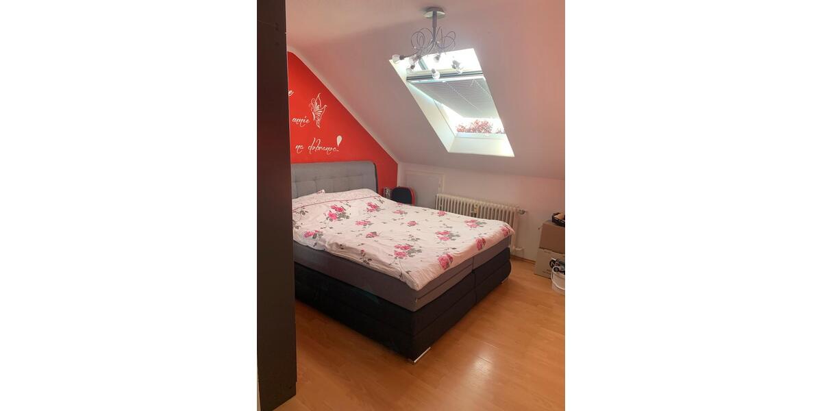Dachgeschoßwohnung Neuenburg am Rhein - 3 Zimmer, 65 m&sup2;, 1.000&euro; | Angebot:26041981