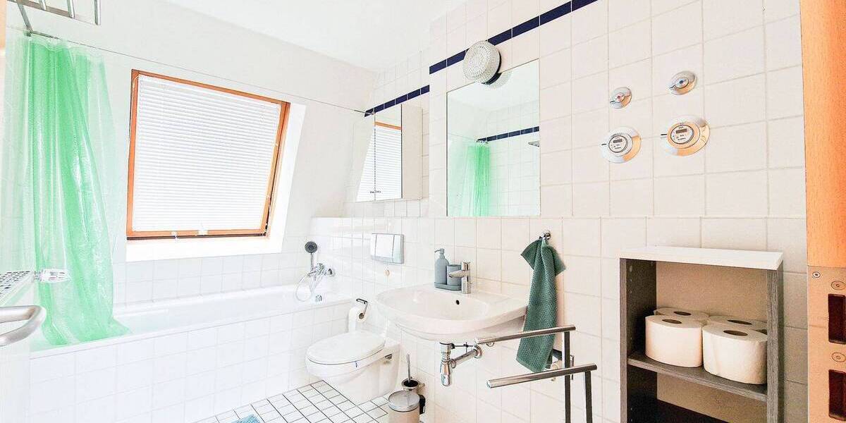 Etagenwohnung Merseburg Neumarkt (Vorstadt) - 4 Zimmer, 137 m&sup2;, 1.490&euro; | Angebot:26798305