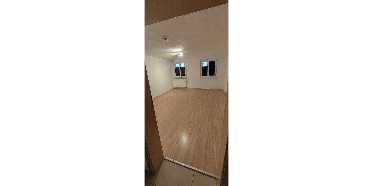 Etagenwohnung Argenbühl - 2.5 Zimmer, 85 m&sup2;, 900&euro; | Angebot:24847882