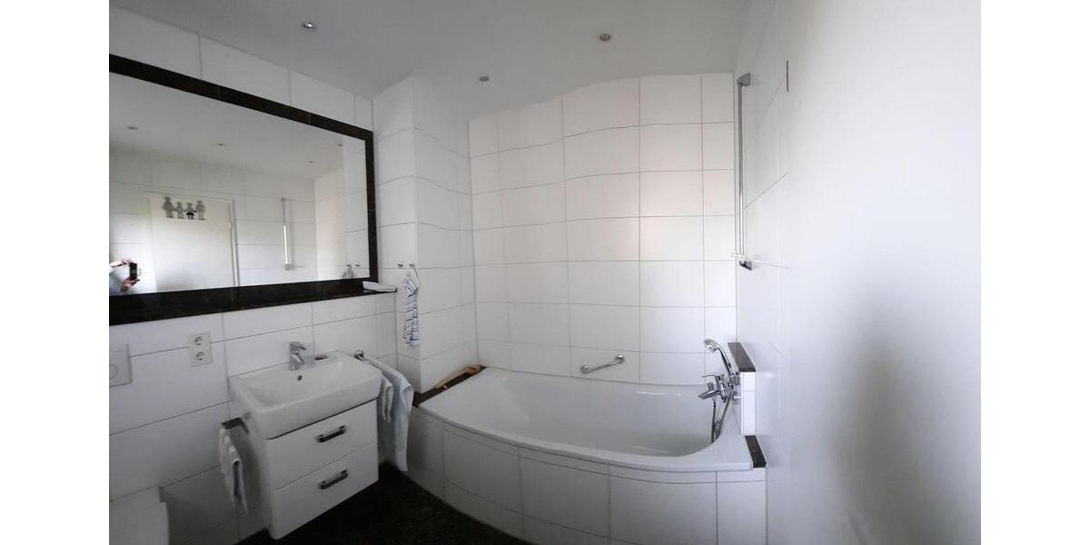 Etagenwohnung Köln Rodenkirchen - 2 Zimmer, 69 m&sup2;, 985&euro; | Angebot:23274444