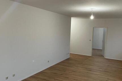 Wohnung Apolda - 2 Zimmer, 75 m&sup2;, 545&euro; | Angebot:26575965