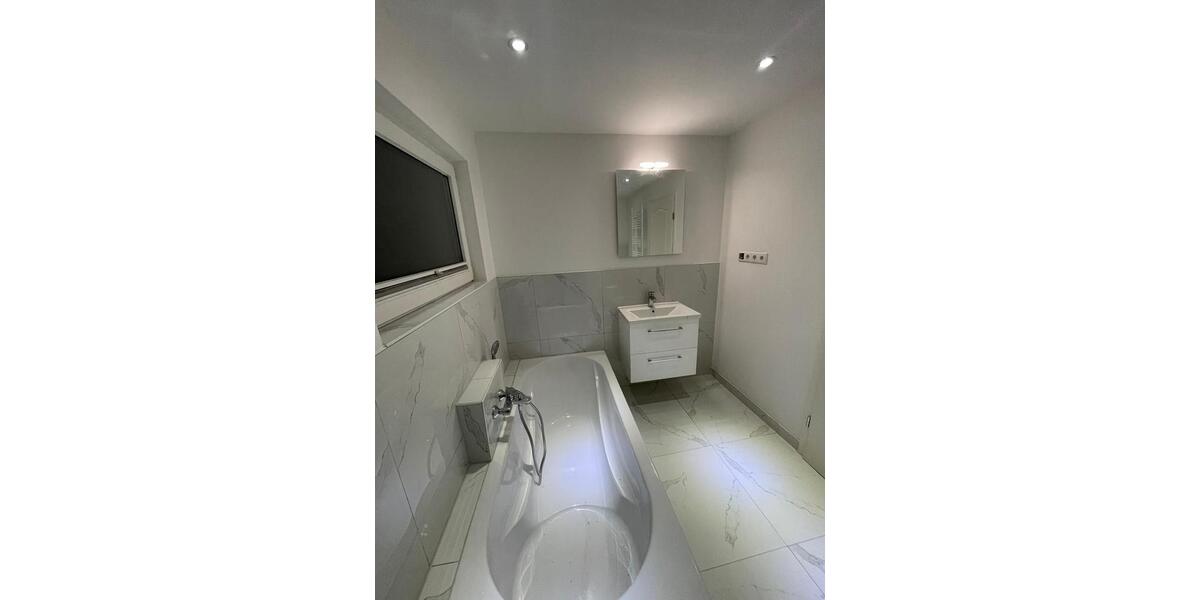 Erdgeschoßwohnung Rohrsen - 4 Zimmer, 110 m&sup2;, 900&euro; | Angebot:26616527