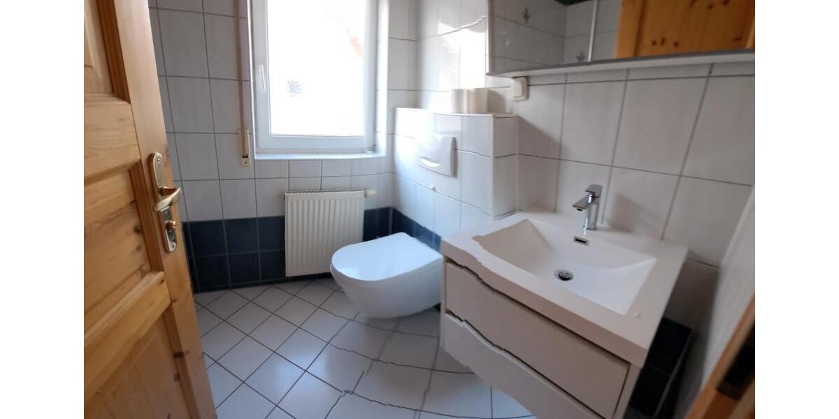 Dachgeschoßwohnung Ginsheim-Gustavsburg Gustavsburg - 3 Zimmer, 68 m&sup2;, 1.300&euro; | Angebot:25017584