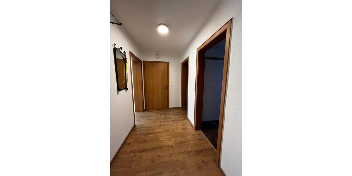 Etagenwohnung Kirchberg im Wald - 4 Zimmer, 120 m&sup2;, 900&euro; | Angebot:26019939