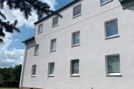 Wohnung Stauchitz - 3 Zimmer, 65 m&sup2;, 399&euro; | Angebot:27628817