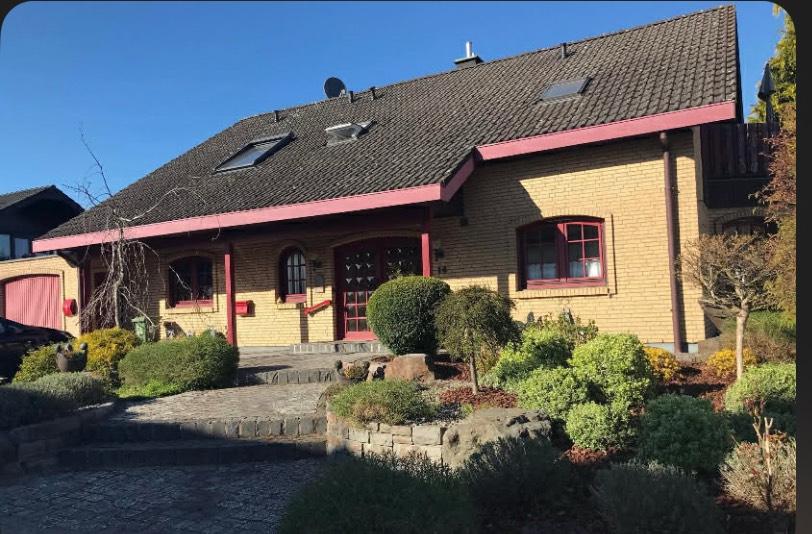 Dachgeschoßwohnung Halsenbach - 3 Zimmer, 75 m&sup2;, 600&euro; | Angebot:26482401
