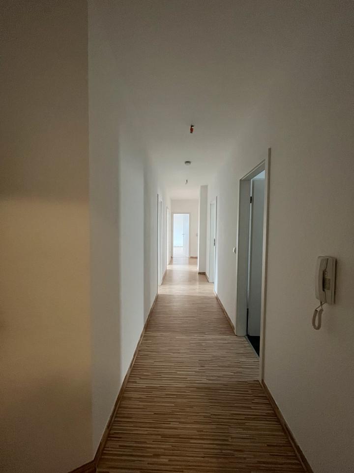 3,5 ZKB mit Dusche+Wanne + Dachterrasse TREYSA ab 01.10.25