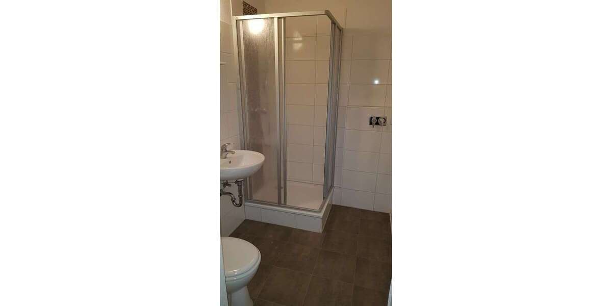 Etagenwohnung Berlin Marzahn - 1 Zimmer, 33 m&sup2;, 271&euro; | Angebot:26759921
