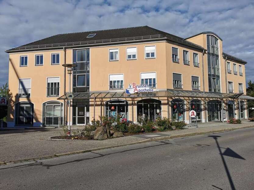 Büro in Landau an der Isar 1.450 € 134 m²
