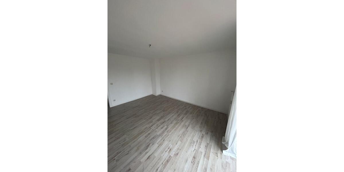 Etagenwohnung Klostermansfeld - 3 Zimmer, 61 m&sup2;, 320&euro; | Angebot:24385499