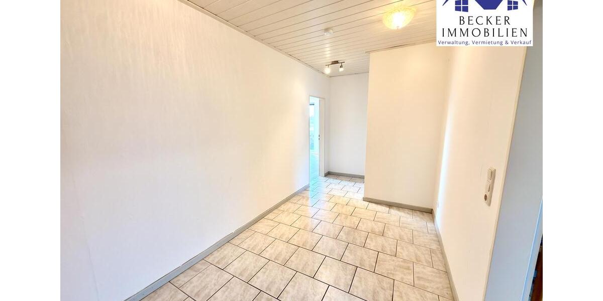 Dachgeschoßwohnung Wolfenbüttel Adersheim - 1 Zimmer, 48 m&sup2;, 430&euro; | Angebot:23998817