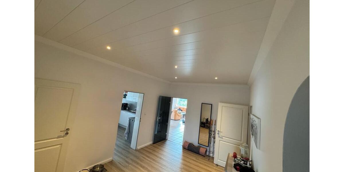 Etagenwohnung Porta Westfalica - 5 Zimmer, 182 m&sup2;, 1.350&euro; | Angebot:26604523