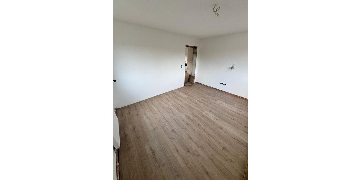 Etagenwohnung Treuchtlingen - 4 Zimmer, 70 m&sup2;, 680&euro; | Angebot:26042050