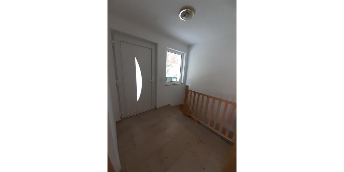 Erdgeschoßwohnung Weihenzell - 5 Zimmer, 145 m&sup2;, 1.050&euro; | Angebot:25299641