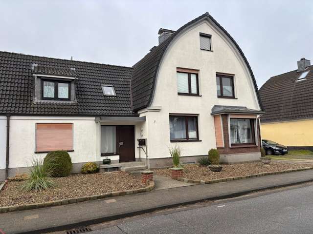 Wohnung zum Mieten in Neumünster Tungendorf 800 € 83.51 m²