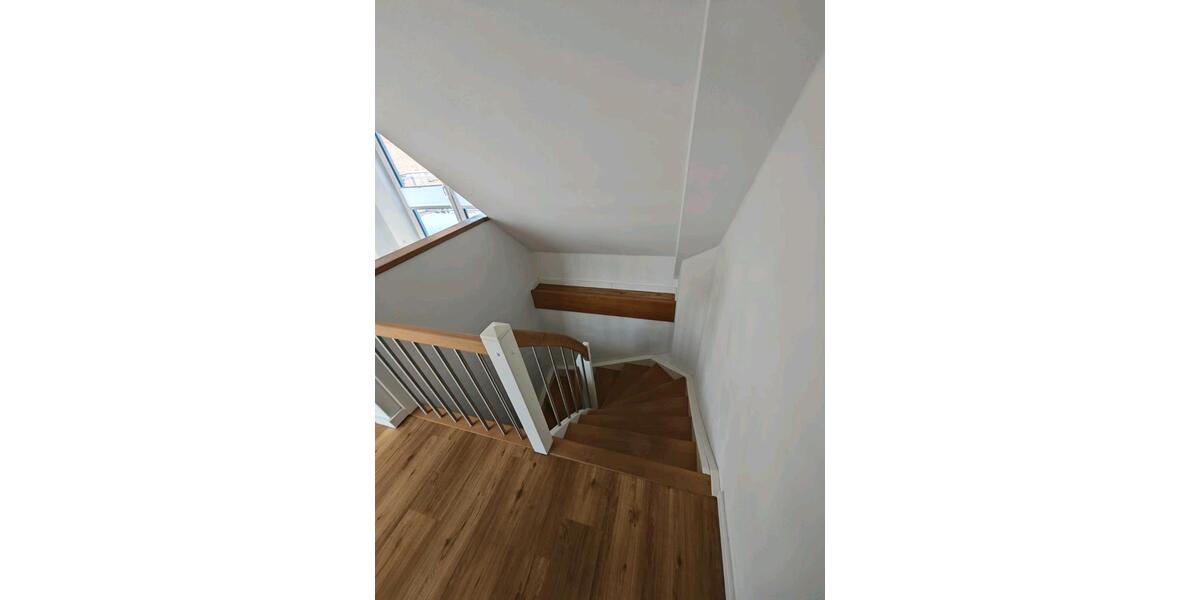 Maisonettenwohnung Aurich - 3 Zimmer, 107 m&sup2;, 960&euro; | Angebot:25046279