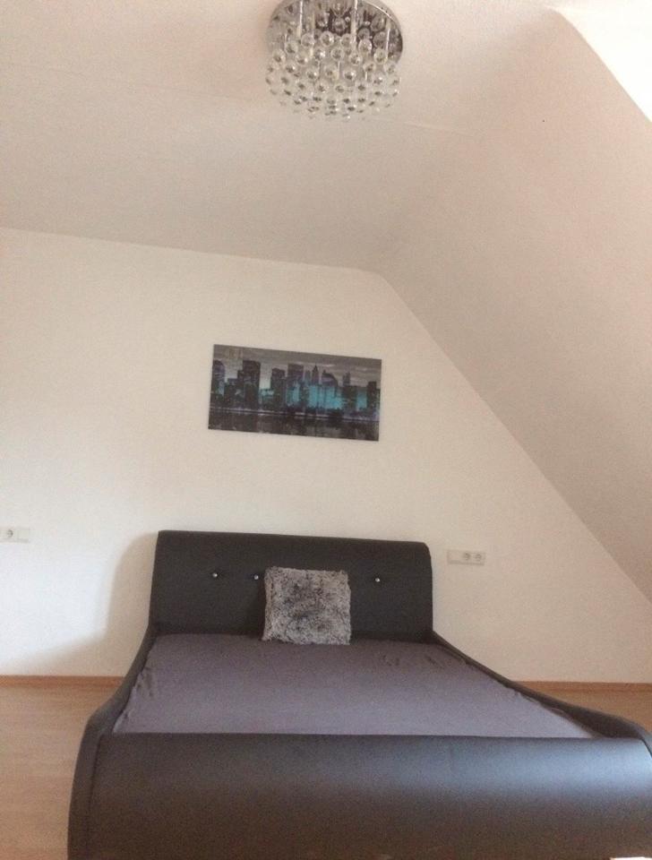 2 Zimmer Wohnung voll möbliert