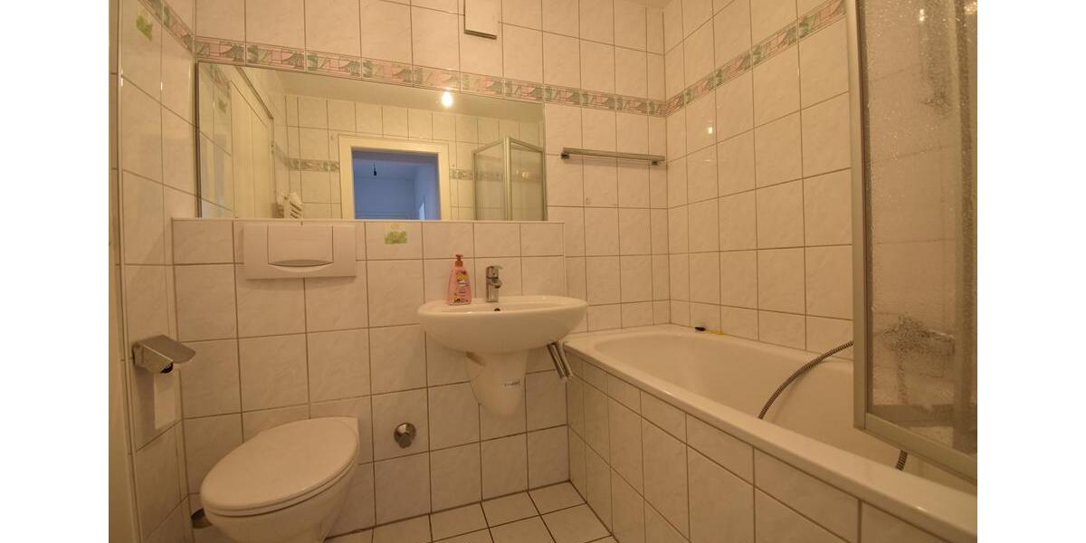 Etagenwohnung Düsseldorf Stadtbezirk 3 - 2 Zimmer, 61 m&sup2;, 950&euro; | Angebot:23782491