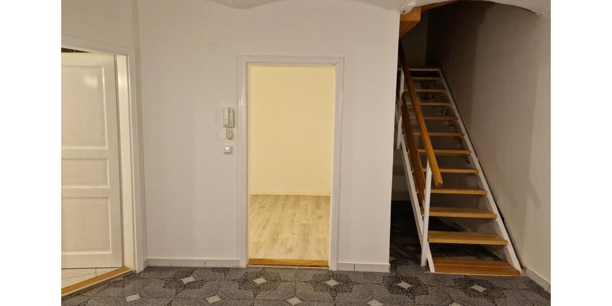 Erdgeschoßwohnung Nürnberg Gibitzenhof - 4 Zimmer, 160 m&sup2;, 1.760&euro; | Angebot:26481345