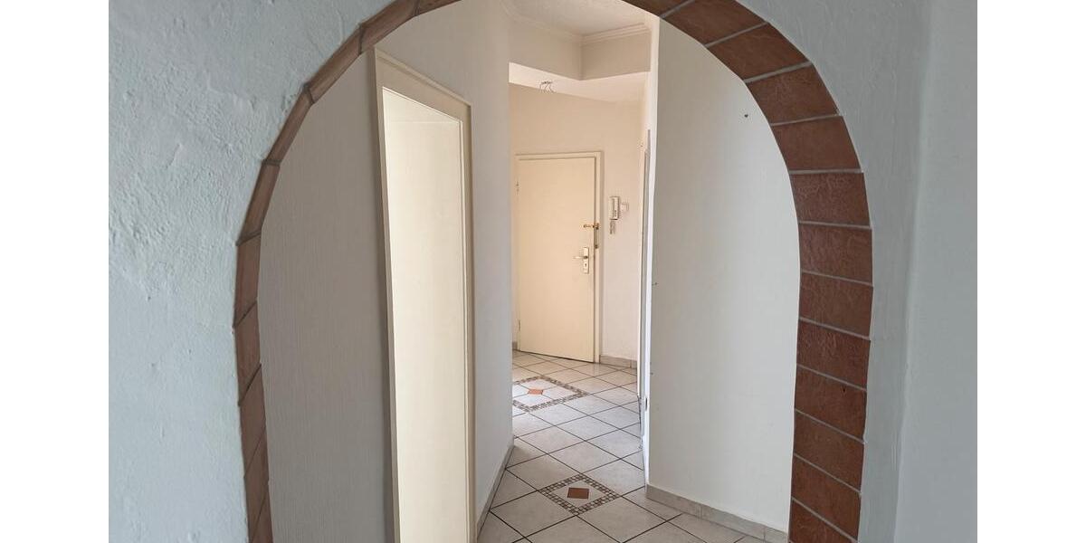 Erdgeschoßwohnung Essen Stadtbezirk III - 4 Zimmer, 84 m&sup2;, 1.200&euro; | Angebot:26072240