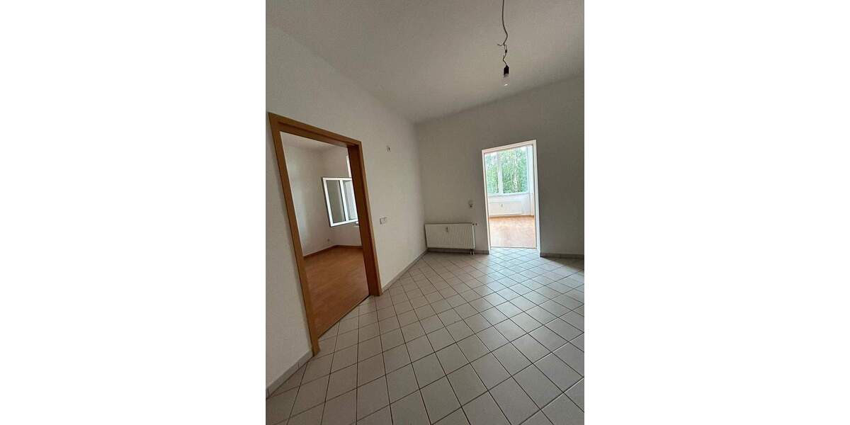 Etagenwohnung Chemnitz Altchemnitz - 3 Zimmer, 76 m&sup2;, 385&euro; | Angebot:26486445