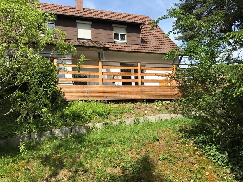 5-Zimmer Erdgeschoßwohnung mit großem Garten