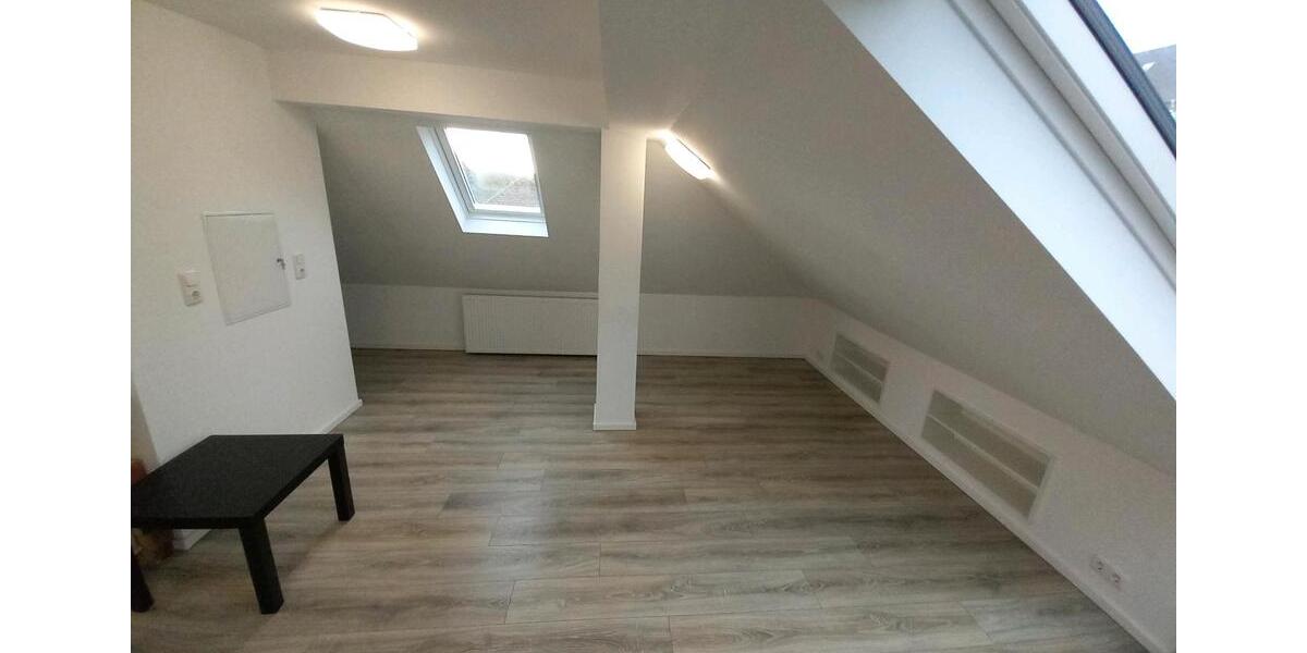 Dachgeschoßwohnung Aldenhoven - 2 Zimmer, 37 m&sup2;, 590&euro; | Angebot:26488141