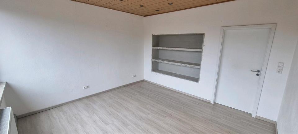 Erdgeschoßwohnung Kronach - 2.5 Zimmer, 95 m&sup2;, 700&euro; | Angebot:26626281
