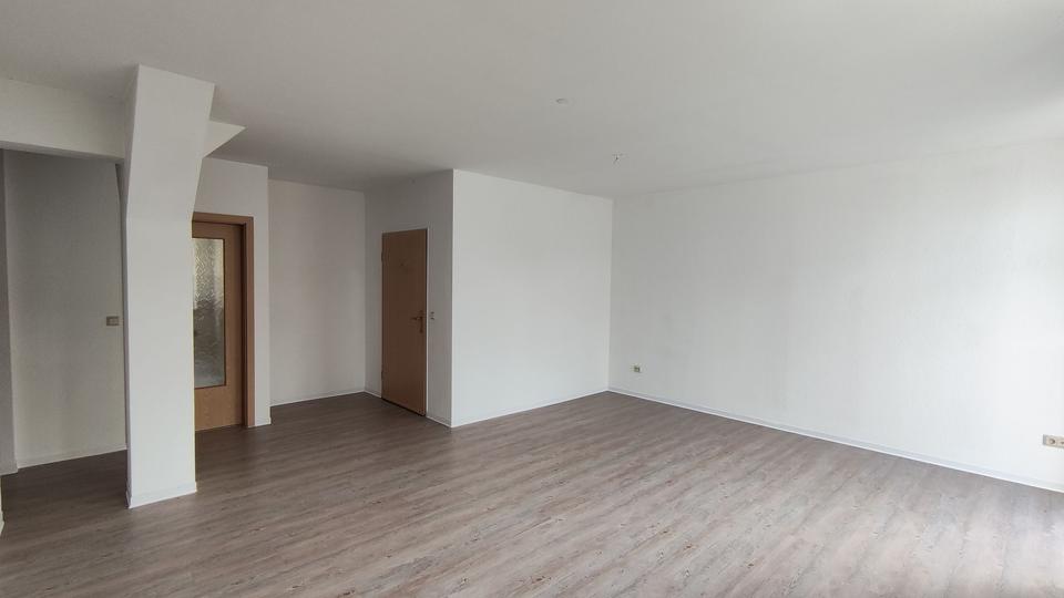 Etagenwohnung Rudolstadt - 3 Zimmer, 68 m&sup2;, 525&euro; | Angebot:25918461