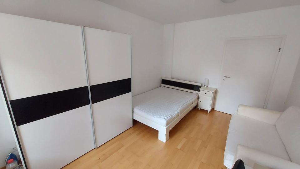 Wohnen auf Zeit Edenkoben - 3 Zimmer, 107 m&sup2;, 385&euro; | Angebot:26536745