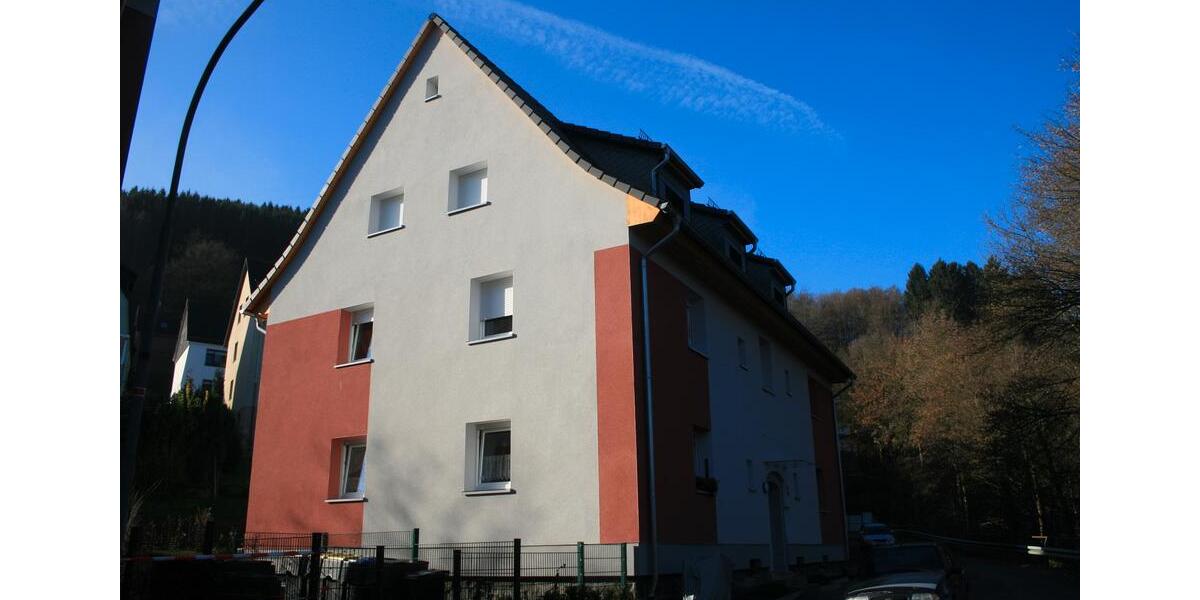 Dachgeschoßwohnung Werdohl - 2 Zimmer, 43 m&sup2;, 280&euro; | Angebot:26084384