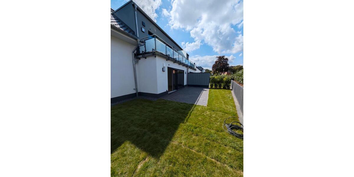 Erdgeschoßwohnung Hude (Oldenburg) - 3 Zimmer, 96 m&sup2;, 1.250&euro; | Angebot:26702143