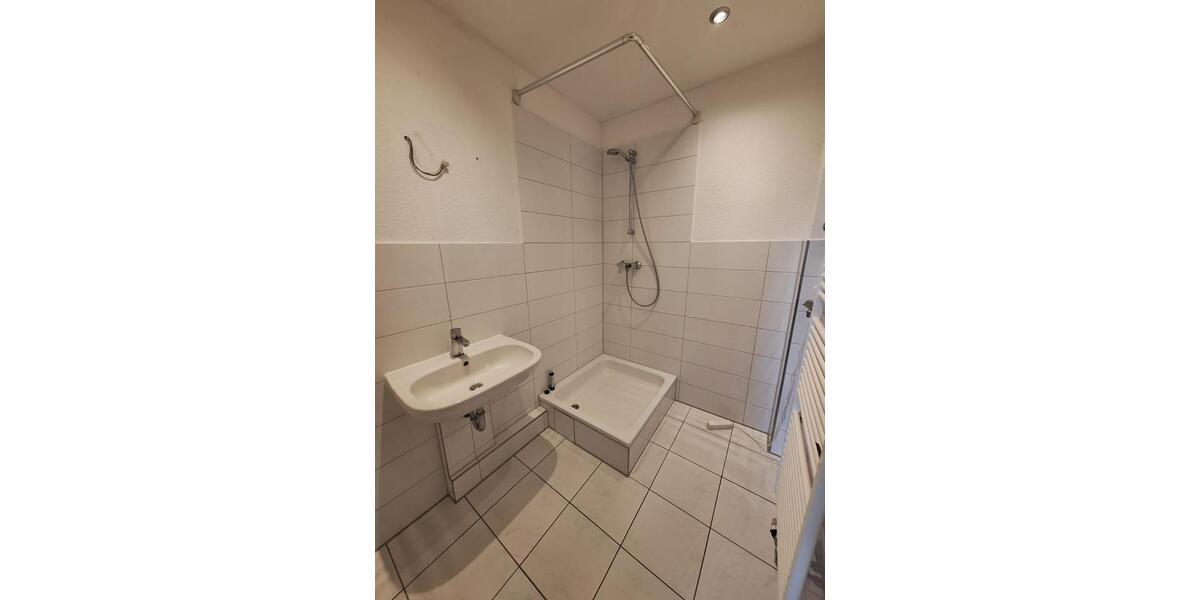 Erdgeschoßwohnung Hannover Nord - 4 Zimmer, 82 m&sup2;, 890&euro; | Angebot:25886878