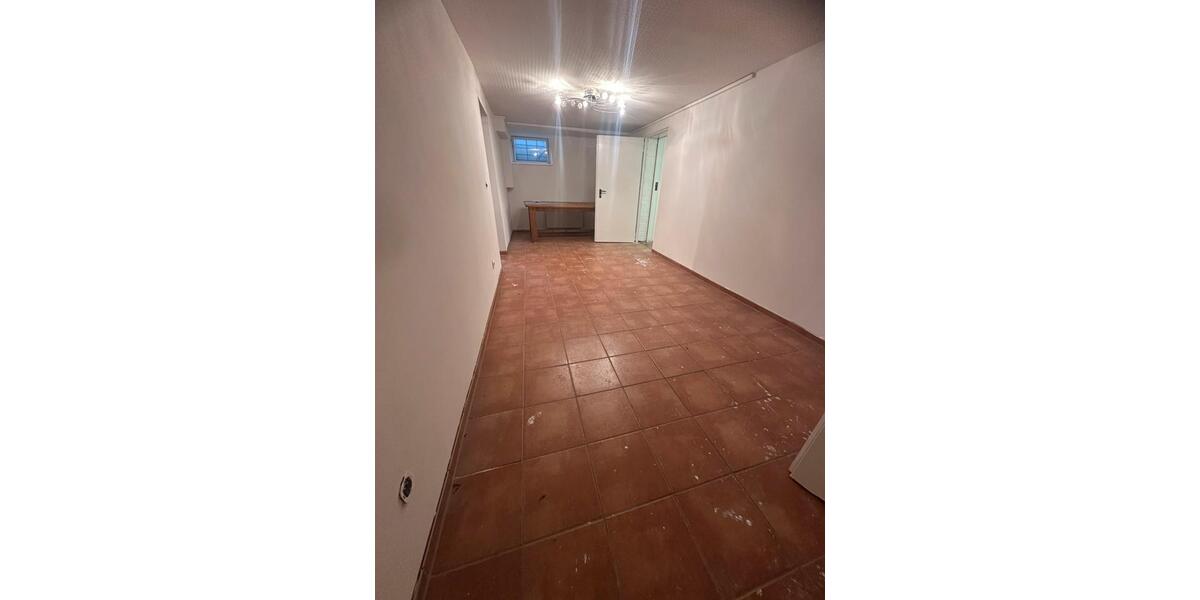 Gewerbeobjekt Düsseldorf Stadtbezirk 8 - 1.650&euro; | Angebot:24653868