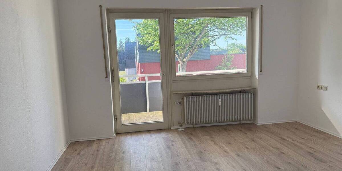 Etagenwohnung Sankt Georgen im Schwarzwald Stadtgebiet - 3 Zimmer, 76 m&sup2;, 530&euro; | Angebot:26833787