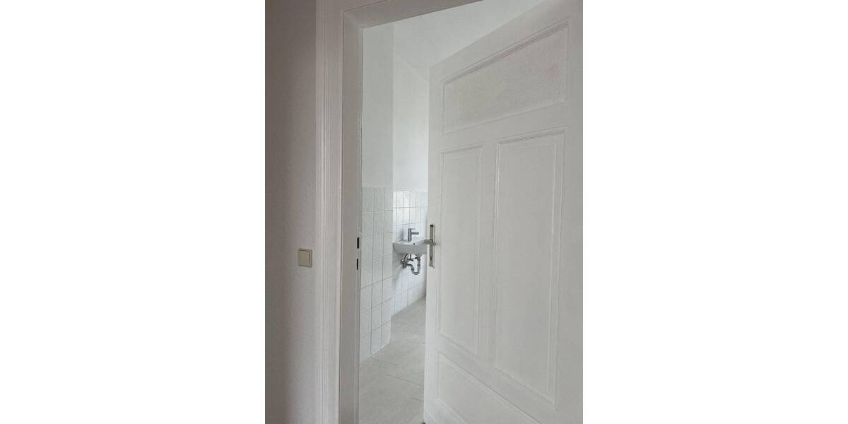 Etagenwohnung Magdeburg Stadtfeld Ost - 3 Zimmer, 92 m&sup2;, 910&euro; | Angebot:26167358