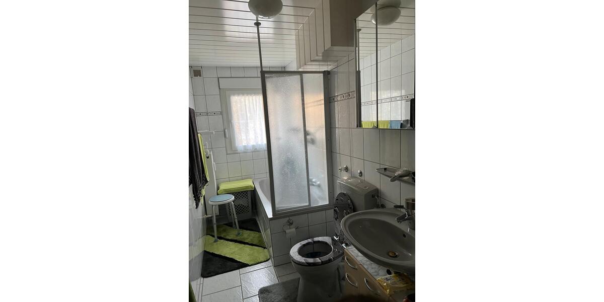 Etagenwohnung Kelkheim (Taunus) - 3 Zimmer, 87 m&sup2;, 1.600&euro; | Angebot:25168348