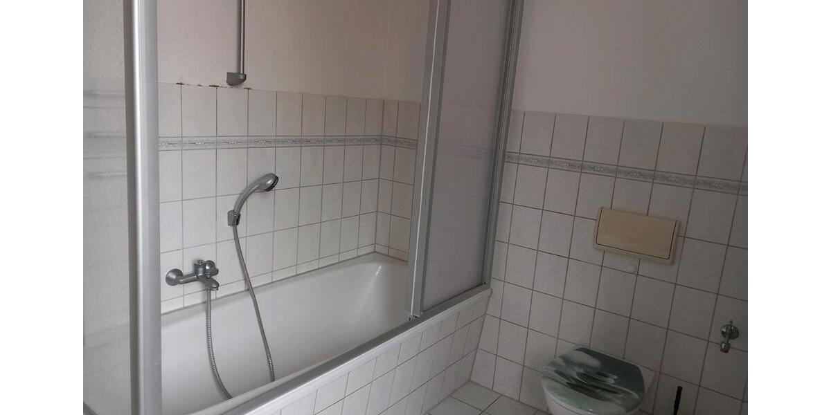 Maisonettenwohnung Werdau - 5 Zimmer, 142 m&sup2;, 1.199&euro; | Angebot:26426380