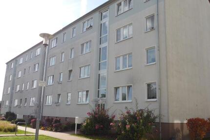 Familienwohnung mit Balkon und Wannenbad 4 zimmer