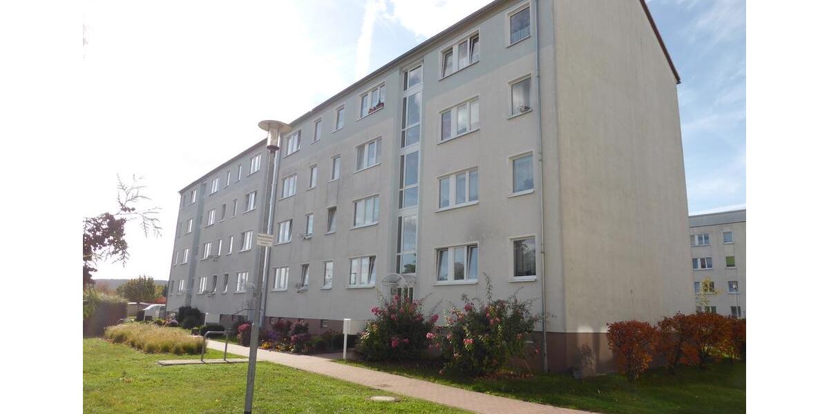 Familienwohnung mit Balkon und Wannenbad 4 zimmer