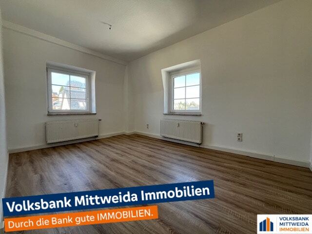 Neu sanierte 2-Raum Dachgeschoss-Wohnung in ruhiger Lage von Markersorf - Dachgeschoßwohnung Claußnitz Markersdorf | Angebot:19417097
