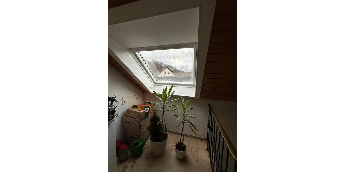 Dachgeschoßwohnung Schalksmühle - 3 Zimmer, 100 m&sup2;, 710&euro; | Angebot:24866553