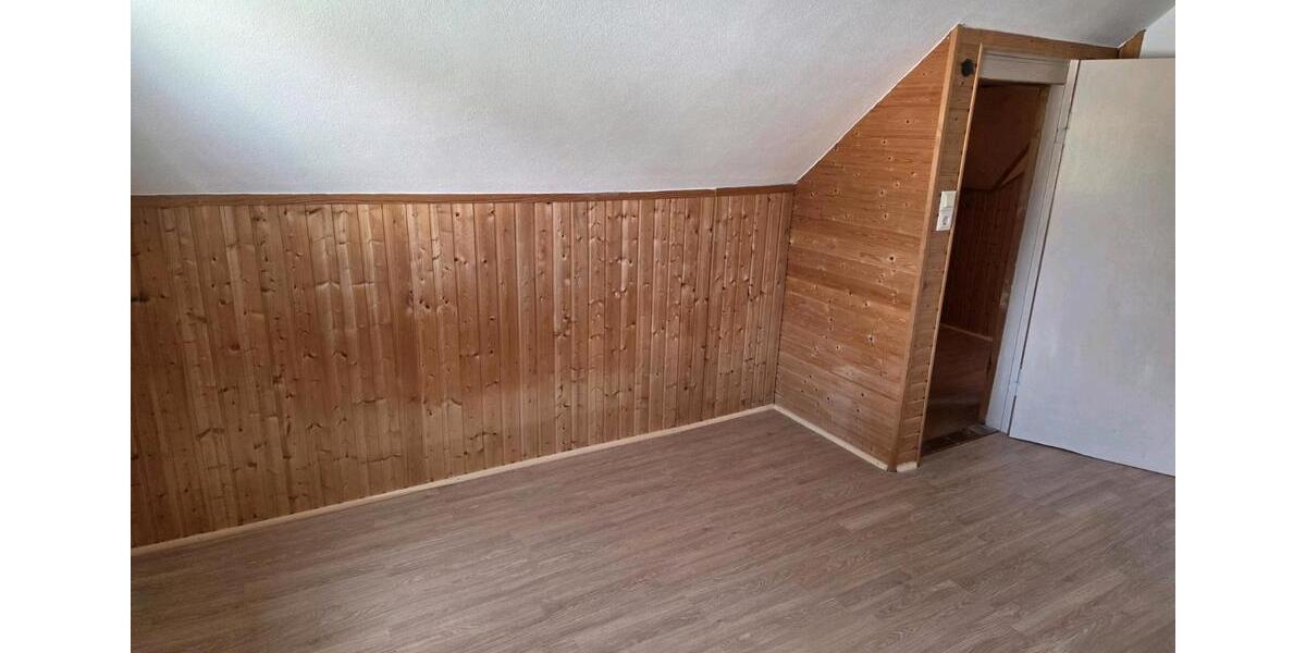 Einfamilienhaus Gräfenhainichen - 4 Zimmer, 100 m&sup2;, 1.000&euro; | Angebot:26705719
