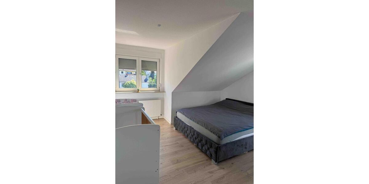 Dachgeschoßwohnung Klingenberg am Main - 3 Zimmer, 75 m&sup2;, 650&euro; | Angebot:26381386